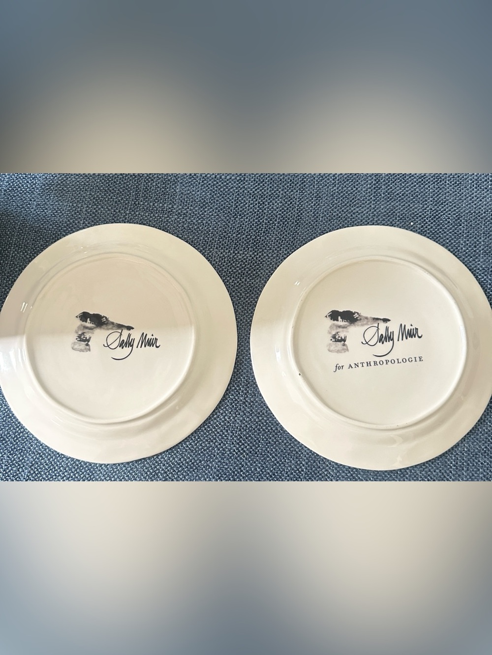 Anthropologie Sally Muir Dog A Day Graphic Stoneware Plates (2) - Picture 6 of 6